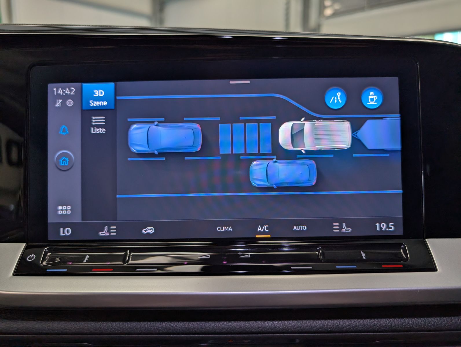 Fahrzeugabbildung Ford Tourneo Connect L2 Titanium 7-Sitze Bi-LED Cam A