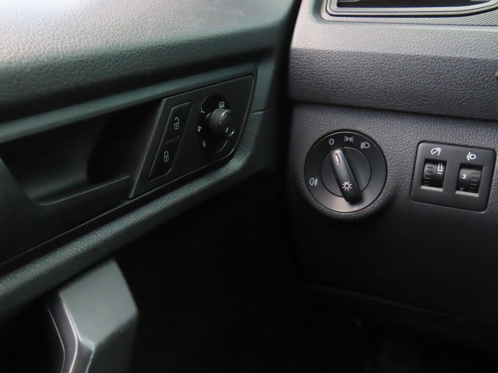 Volkswagen Caddy 2.0 TDI Autom. NFZ Kasten Klima AHK