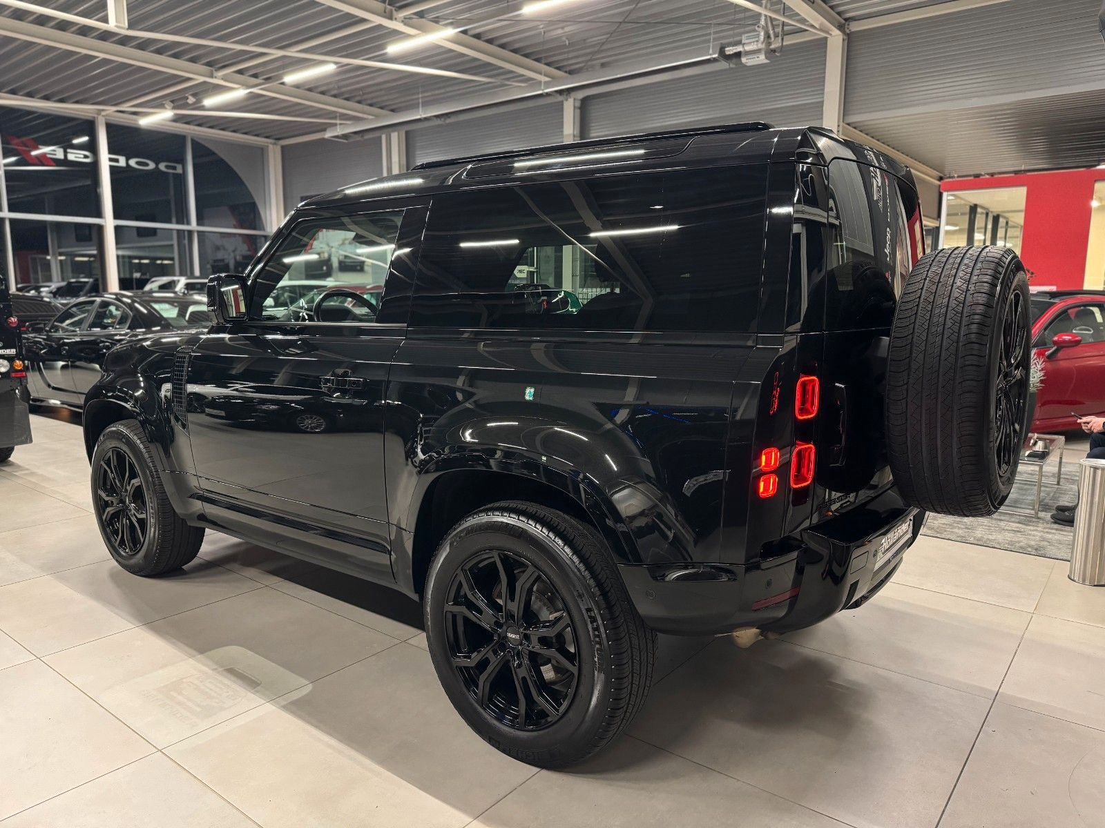 Fahrzeugabbildung Land Rover Defender 90 P400 3.0 XS Edition