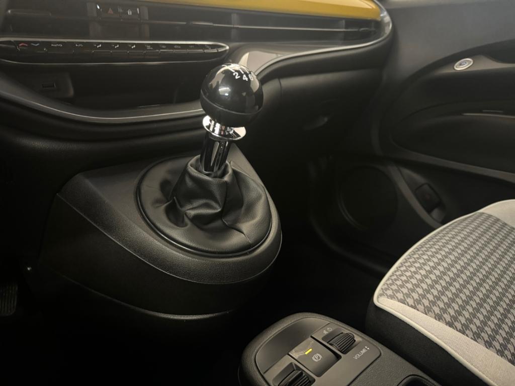 Fiat 500 Torino Hybrid PDC VOLL-LED KLIMAAUT. APPLECA