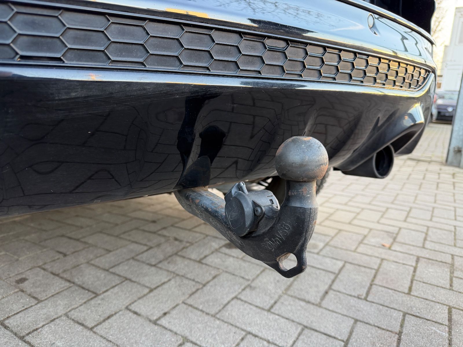 Fahrzeugabbildung Ford Kuga ST-Line ALLRAD*PANO*ALCANTARA*AHK*