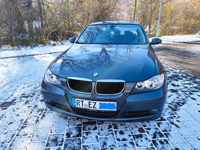 BMW 318 Baureihe 3 Lim. 318i  Automatik