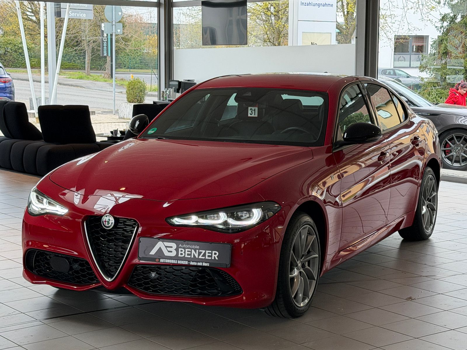 Fahrzeugabbildung Alfa Romeo Giulia Ti Q4/MEMORY/ACC/NAVI/KAMERA/SHZ