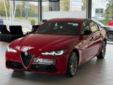 Alfa Romeo Giulia Ti Q4/MEMORY/ACC/NAVI/KAMERA/SHZ - Alfa Romeo Giulia: Ti