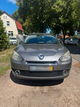 Renault Fluence  Tolles Anfängerauto mit ... - Renault Fluence Benziner Gebrauchtwagen