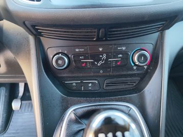 Ford Grand C-Max - 12