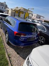 Volkswagen Passat R-Line 2.0 TDI DSG |Navi |ACC|Sitzheizung - VW Passat Gebrauchtwagen in Freiburg