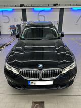 BMW 320d xDrive Leder Nav Digit Cockp Laser HarmanC - BMW 320 Gebrauchtwagen in München