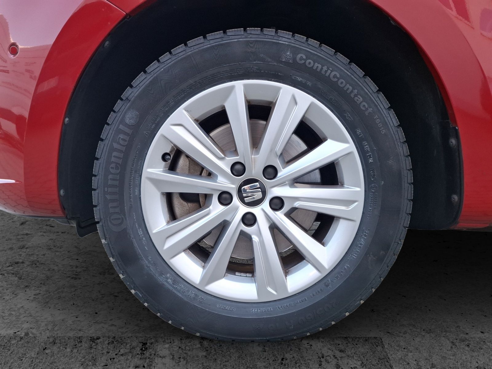 Fahrzeugabbildung SEAT Alhambra TSI Style DSG Bi-Xenon Navi PANO RFK GR