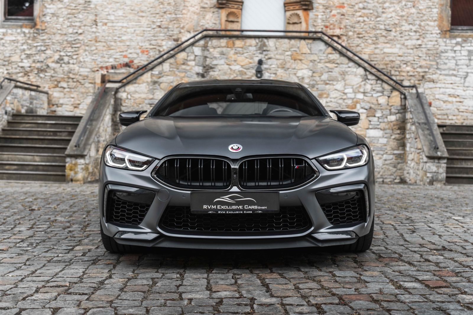 Fahrzeugabbildung BMW M8 Competition GC Head Up Laserlicht H&K 360°