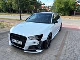 Audi RS3 2.5 TFSI S tronic quattro Sportback - - Audi RS3 Unfallwagen