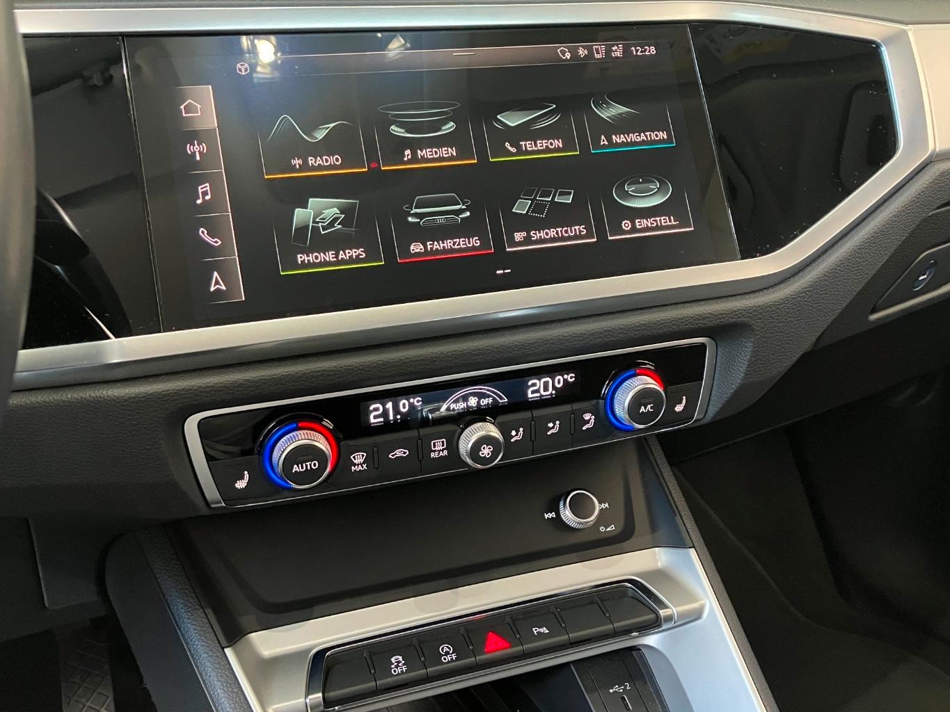 Audi Q3 35 TFSI S-tronic Side Lane LED Virtual, миниатюра 16