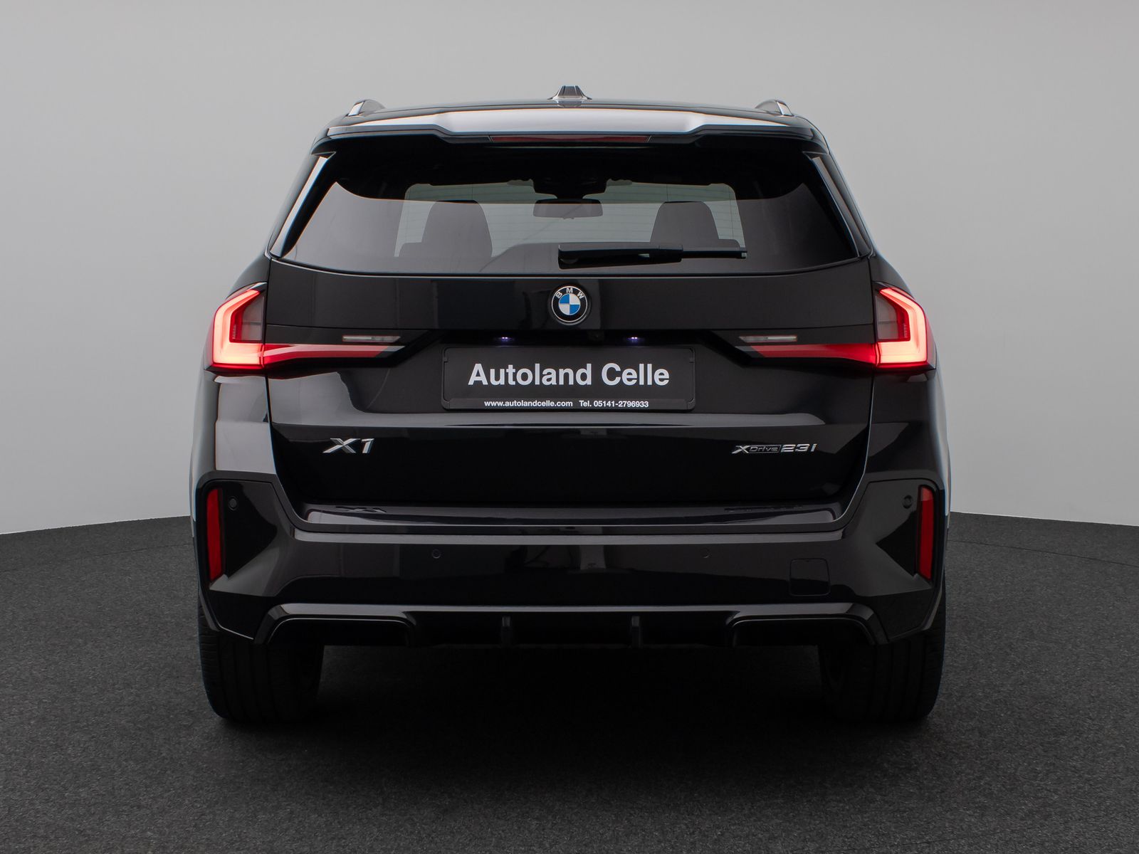 Fahrzeugabbildung BMW X1 xD23i M Sport Panoram 360°HUD DAB H/K ACC 19"