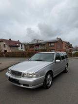 Volvo V70, 2. Hand, TÜV neu, scheckheftgep... - Volvo Gebrauchtwagen von 2000