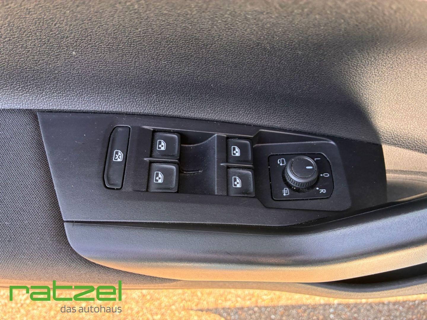 Fahrzeugabbildung Volkswagen Polo VI Life 1.0 TSI Navi Android