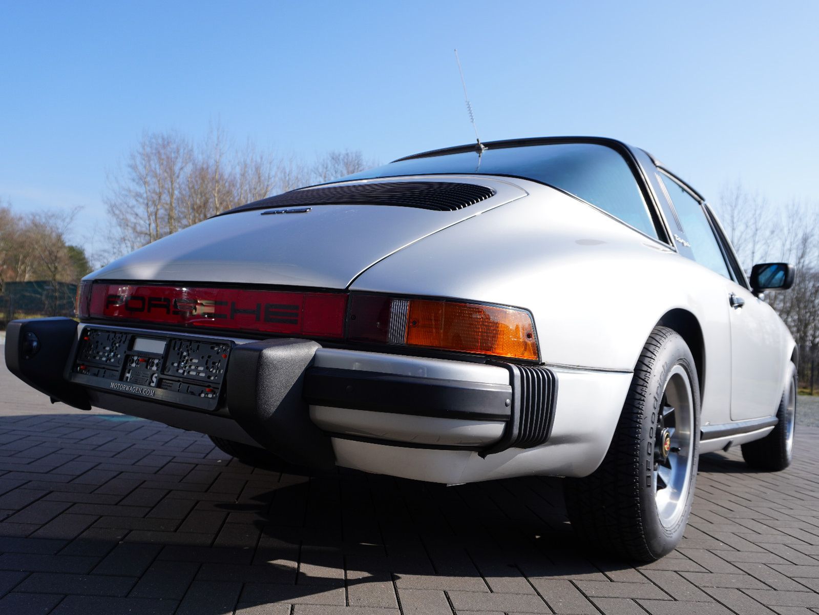 Fahrzeugabbildung Porsche 911  2,7  Targa