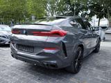 BMW X6 M60 xDrive ACC MEM PANO HUD 360 CAM SHZG - BMW X6 M60 mit Schiebedach