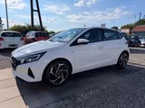 Hyundai i20 Intro Edition Mild-Hybrid Sport Lenkrad - mit Hybrid-Antrieb: Mild