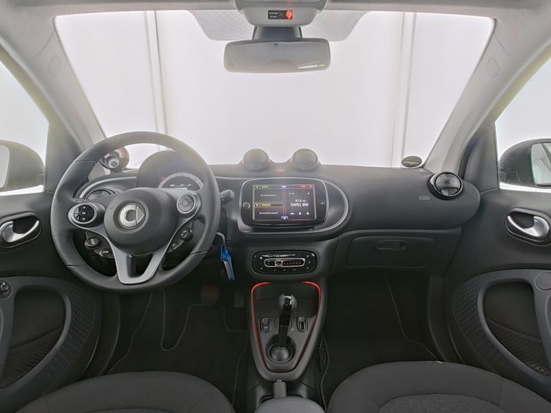 Fahrzeugabbildung Smart smart EQ fortwo Exclusive*Pano*LED*Kamera*22kW*