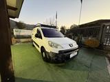 Peugeot PEUGEOT PANTER - gebrauchte Peugeot Partner aus dem Jahr 2009