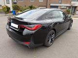 BMW i4 eDrive40 - Alle Technik Pakete, 8x BMW Felgen - BMW i4 in Köln