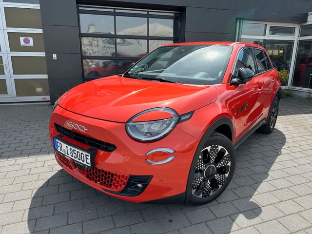 Fiat 600 e*la Prima* VOLL - LED NAVI  KAMERA  18 ZOLL