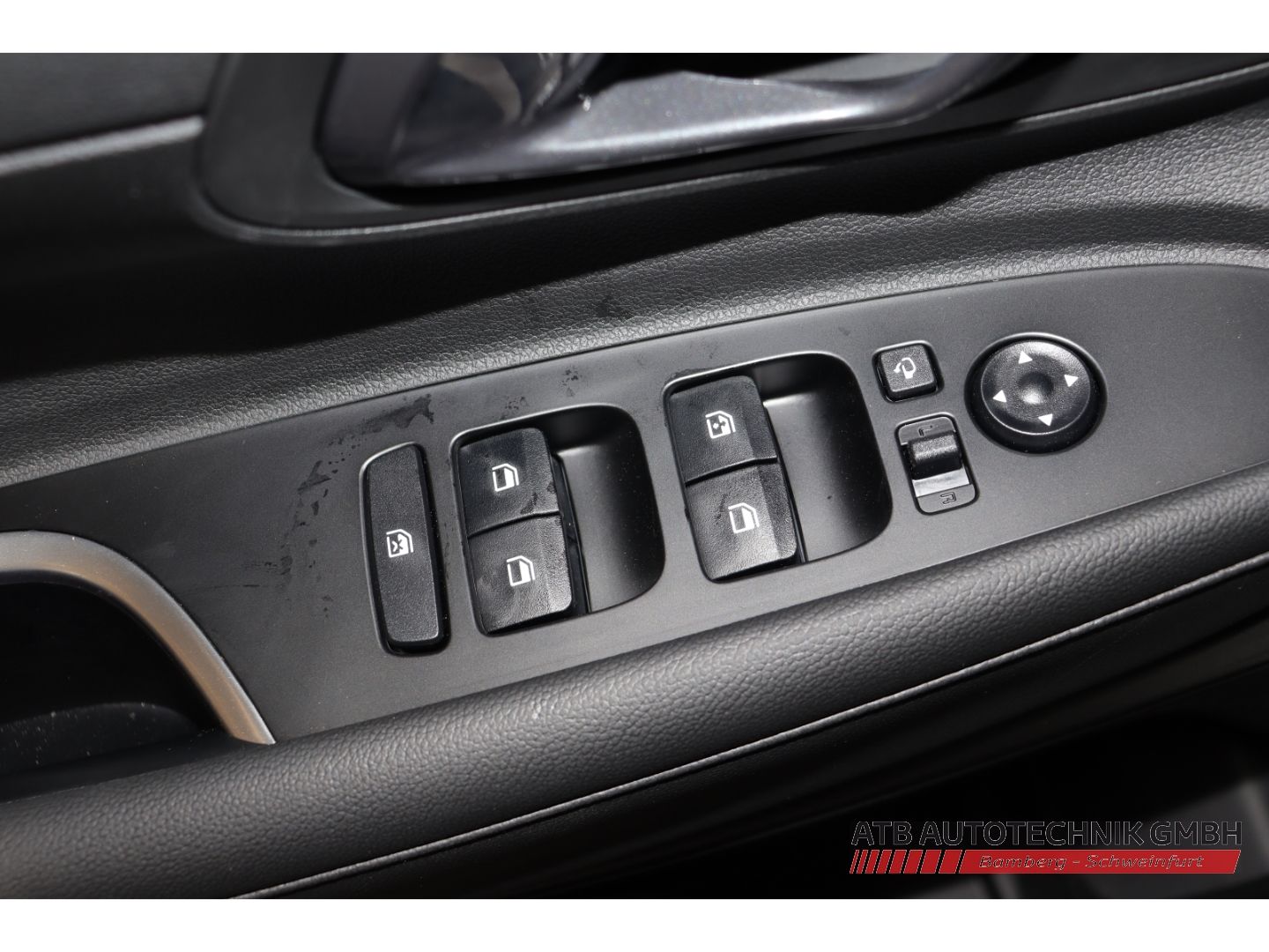 Fahrzeugabbildung Hyundai BAYON MY25 1.0 T-GDI 100 PS 7-DCT 2WD Prime Soun