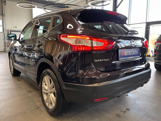 Nissan Qashqai Tekna *PANO*NAVI*360°*AHK*LED*PDC*TEMPO*