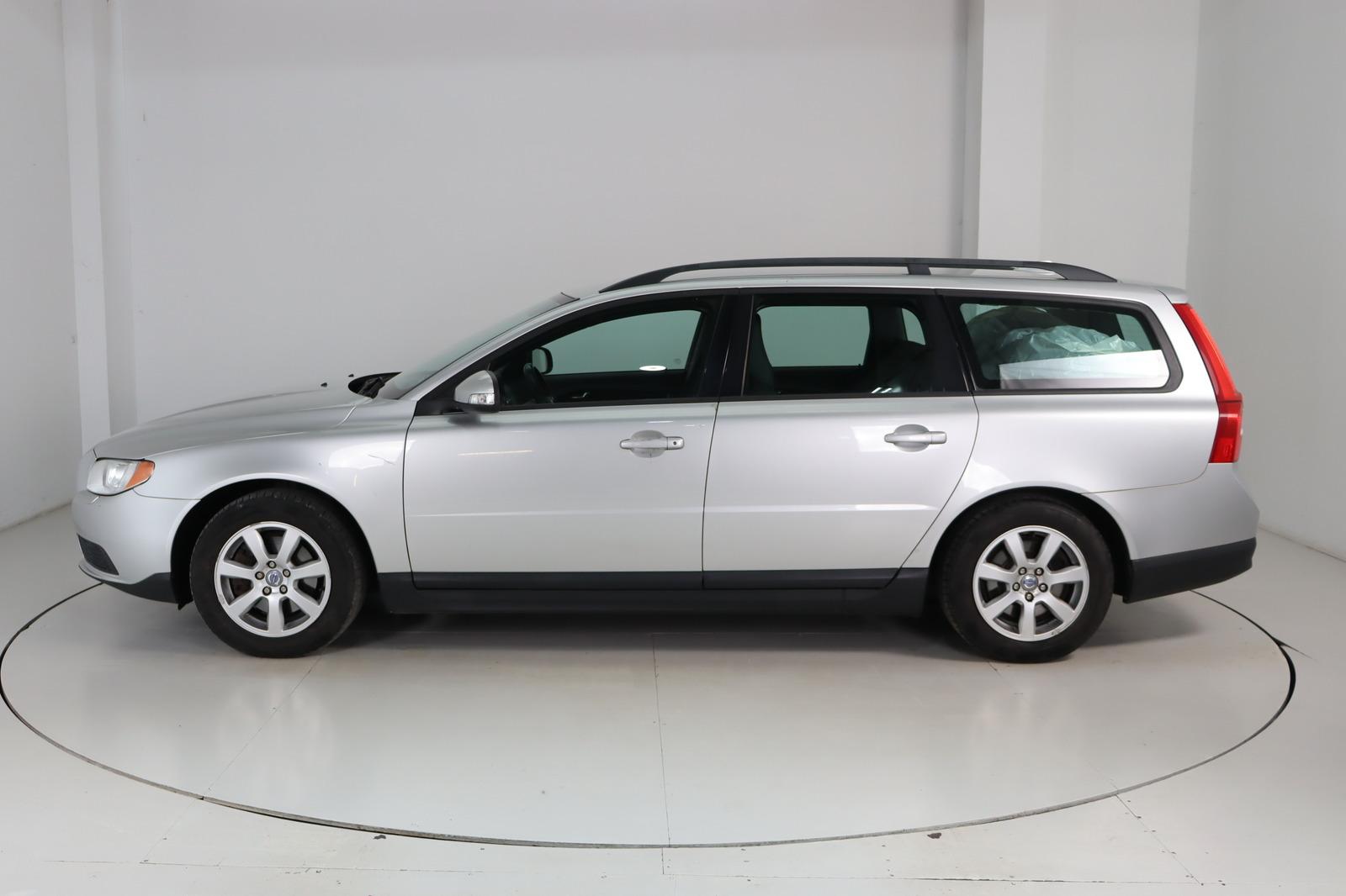 Volvo V70 2010 — engine 1.560 cm³, 109 HP (80kW)