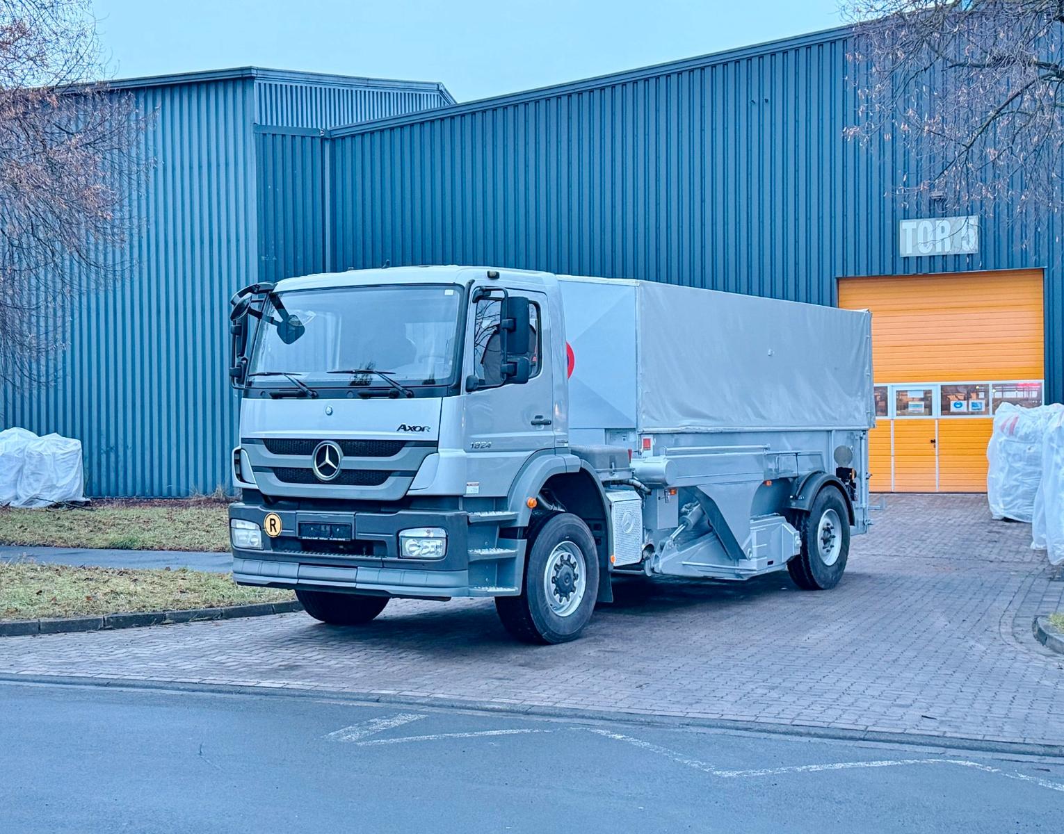 Mercedes-Benz Axor 1824 - Ruthmann Cargoloader - 140 TKm