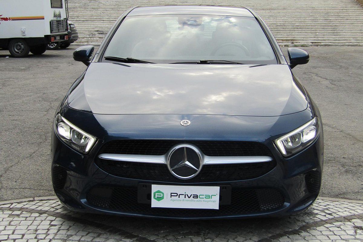 Mercedes-Benz MERCEDES A 180 Automatic Business imagem 2