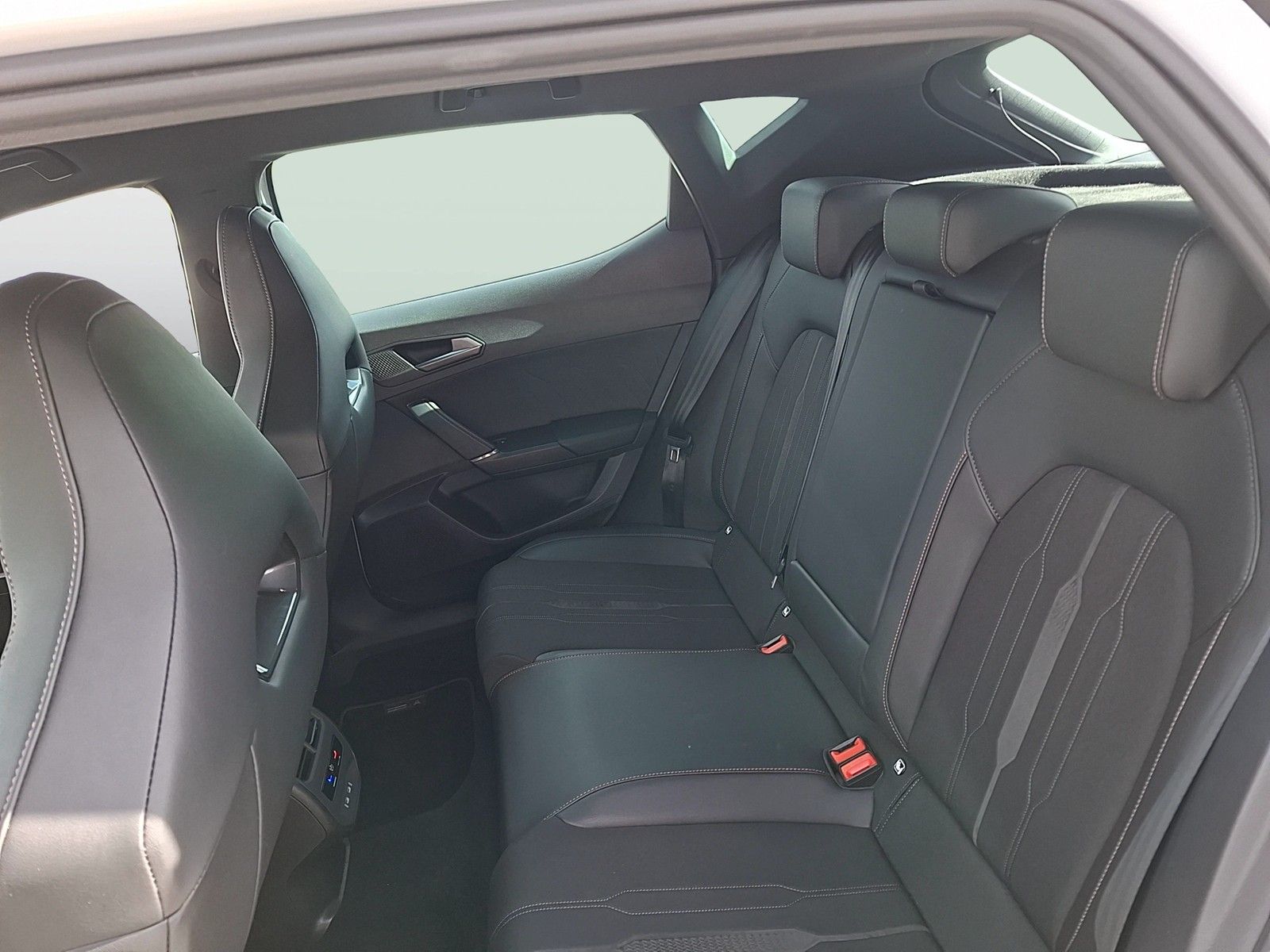 Fahrzeugabbildung CUPRA Leon ST VZ DSG Matrix Navi ACC RFK beats SH 19"