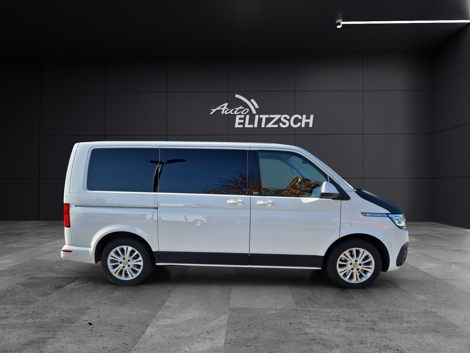 Fahrzeugabbildung Volkswagen T6 Multivan T6.1 TDI DSG Generation Six 4M LED A