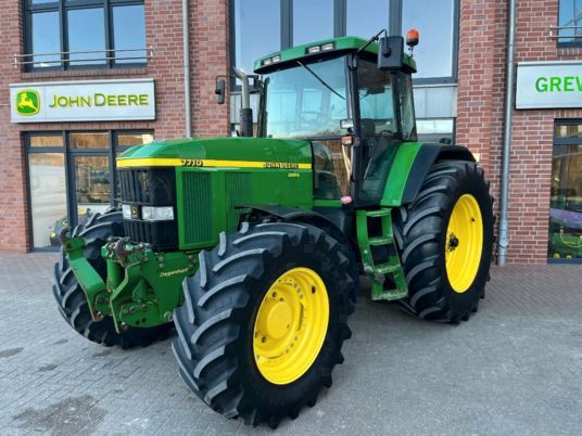 John Deere 7710