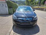 Opel Astra J Lim. 5-trg. Sport - Opel Astra aus 2010: Sport