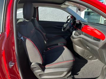 Fahrzeugabbildung Fiat 500 e Red