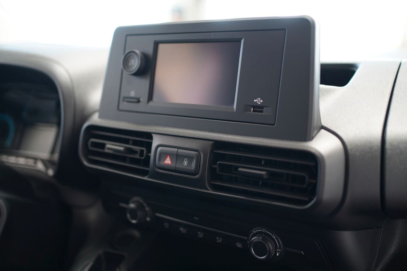 Fahrzeugabbildung Citroën Berlingo L1+ Elektro 100 99,6 % State of Health