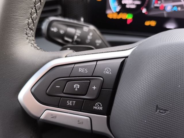 Fahrzeugabbildung Volkswagen Tiguan 2.0 TDI DSG GOAL AHK MATRIX GJR