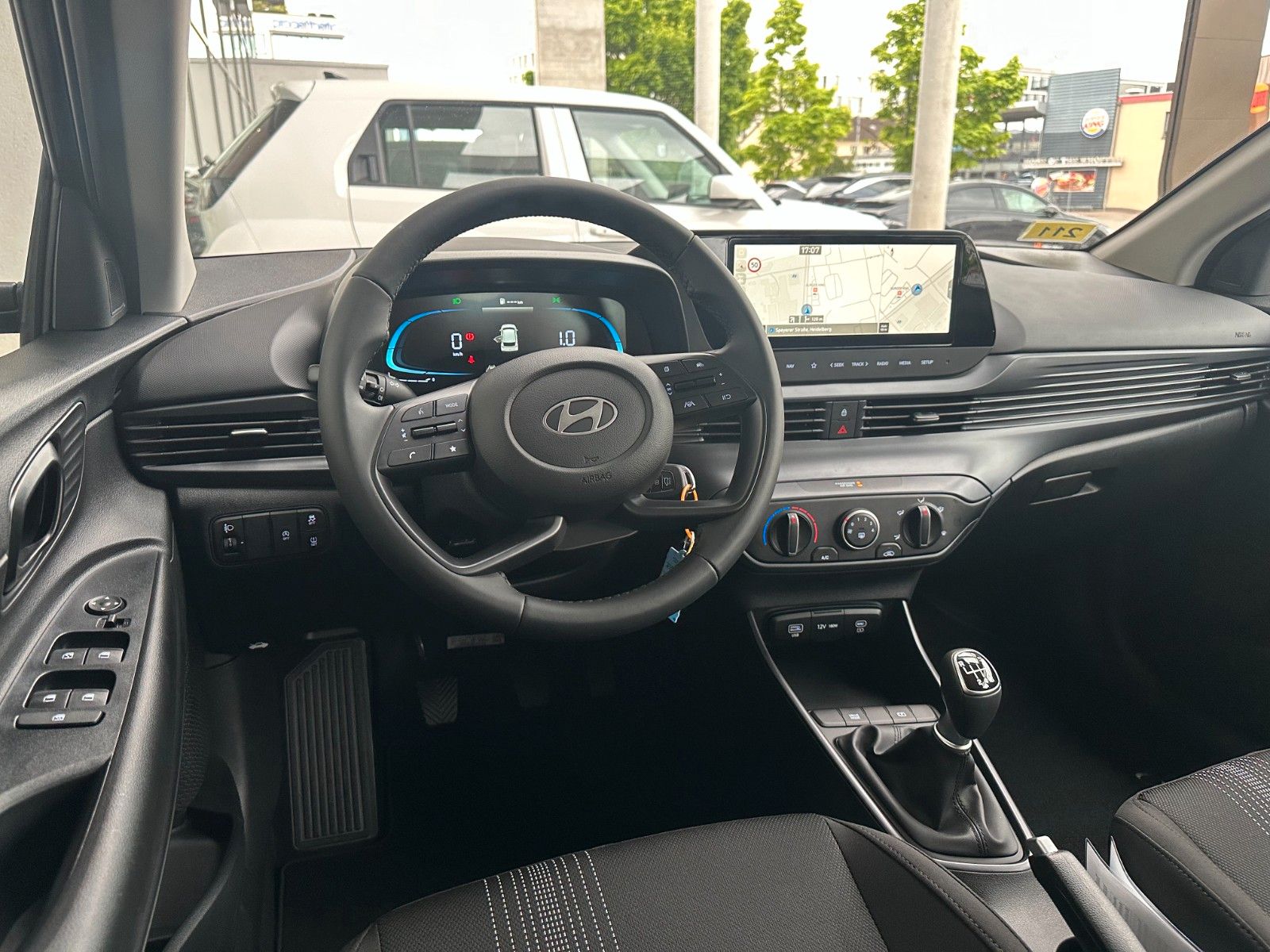 Fahrzeugabbildung Hyundai i20 Select Navi/Tempomat!