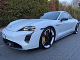 Porsche TAYCAN TURBO KERAMIK SPORT DESIGN CARBON BURMEST - Porsche Taycan in Hamm
