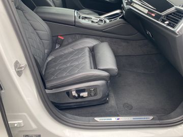 BMW X6 M60 - 8