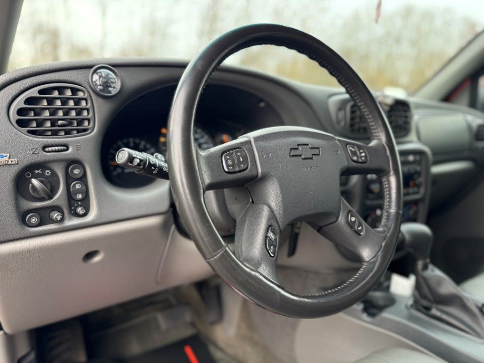 Fahrzeugabbildung Chevrolet Trailblazer 4.2 LTZ Leder AHK super gepflegt