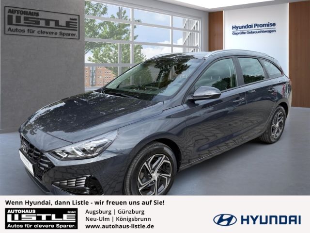 Fahrzeugabbildung Hyundai i30 1.6 cw Trend +CARPLAY+KLIMA+PDC+RFK+SHZ+UVM+