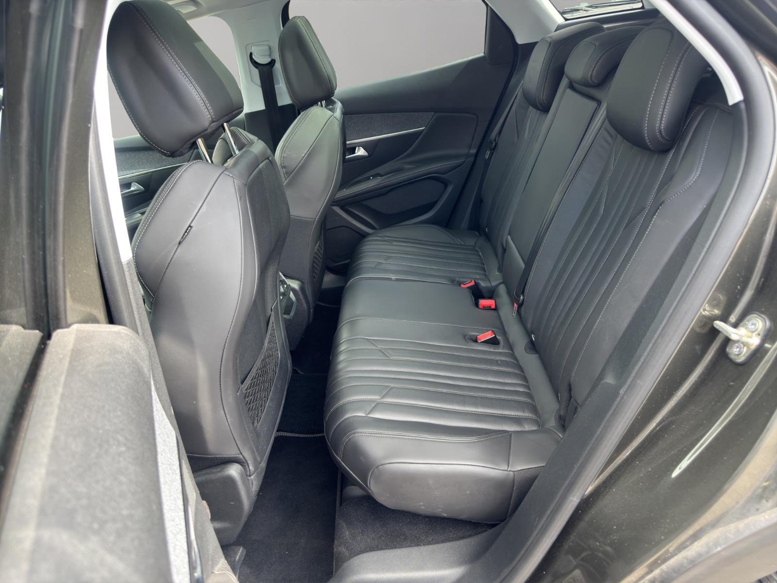 Peugeot 3008 2.0 HDi Allure PANO/NAV/SHZ/360/ASSISTENZ