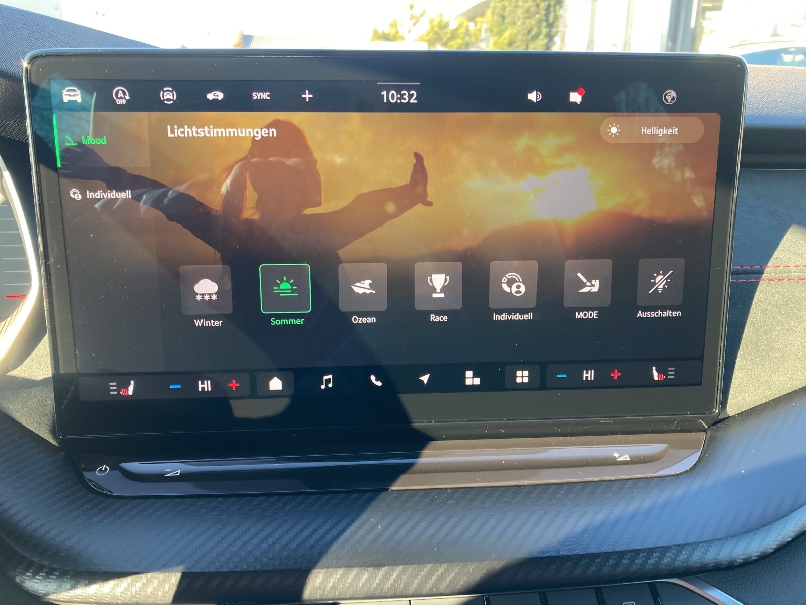 Fahrzeugabbildung SKODA Octavia Combi RS 2.0 TSI DSG Matrix LED, Navi, D