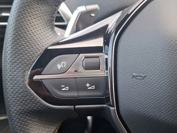 Peugeot 5008 GT 1.5 BlueHDi 130 Kam.+KeyLess+LED+Navi+SD