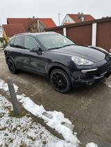 Porsche Cayenne Diesel  - blaue Porsche Cayenne