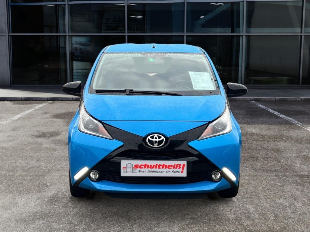 Fahrzeugabbildung Toyota Aygo x-cite