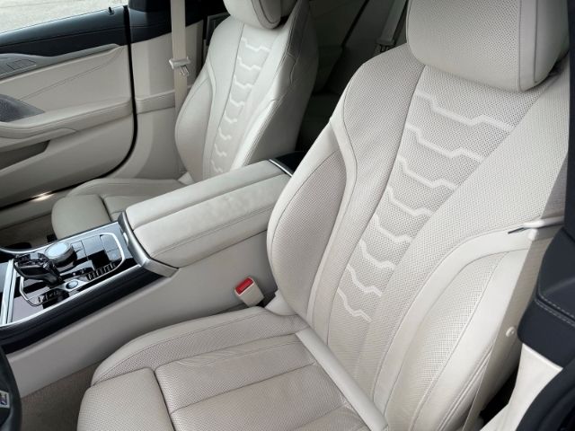 Fahrzeugabbildung BMW M850 i xDrive Gran Coupe Autom. Leder, Navi, Sit