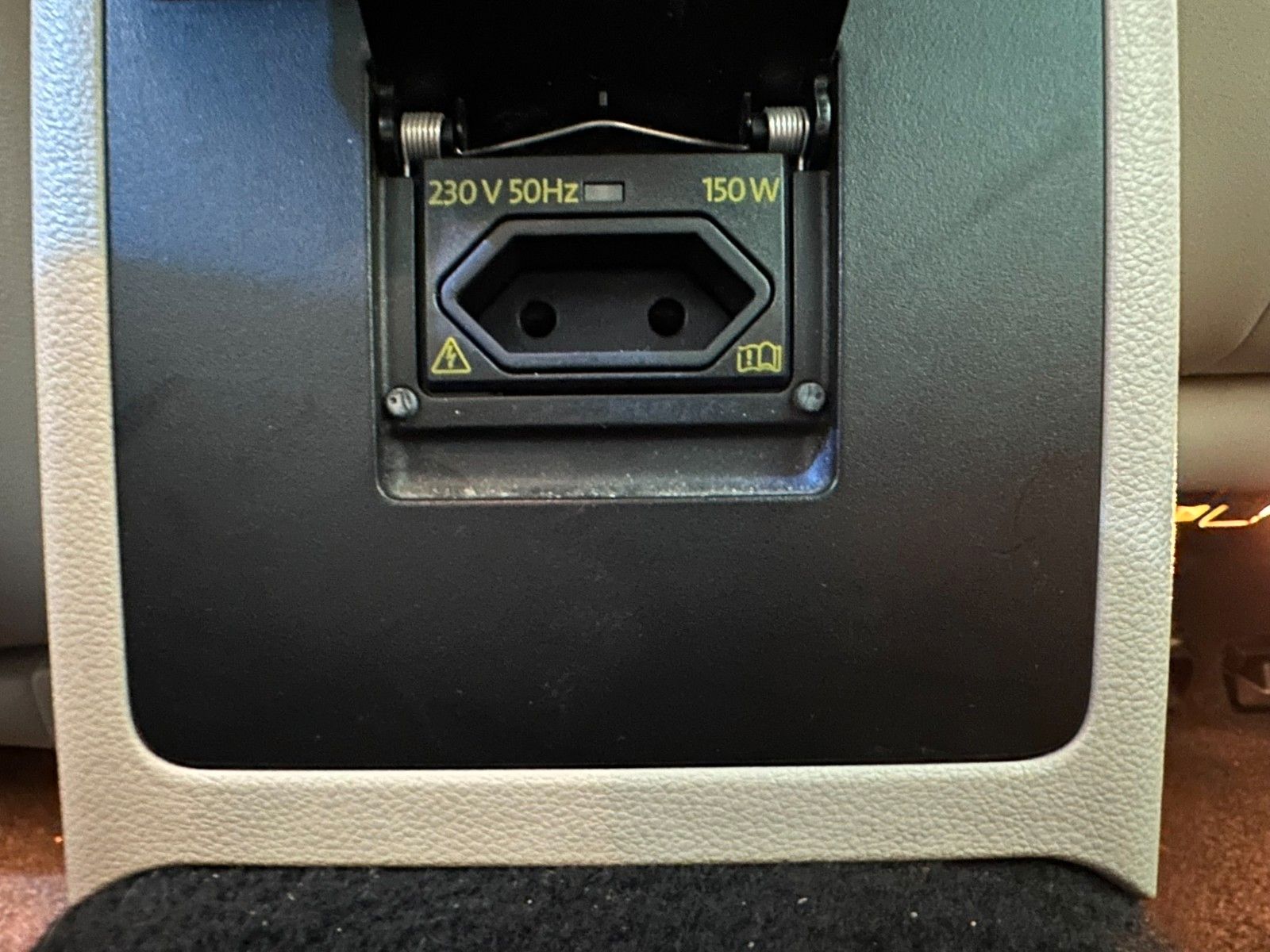 Fahrzeugabbildung SKODA Octavia Combi Style 1.5TSI LED/NAVI/SHZ/AHK